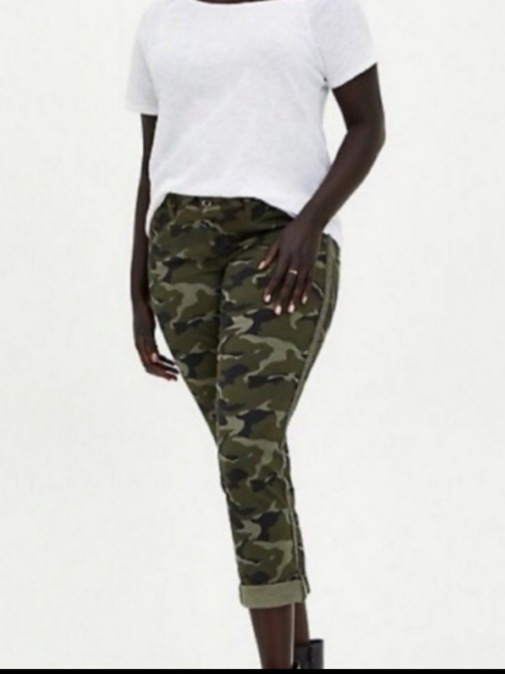 Torrid Green Camo Print Cropped Aviator Pants Sz 12